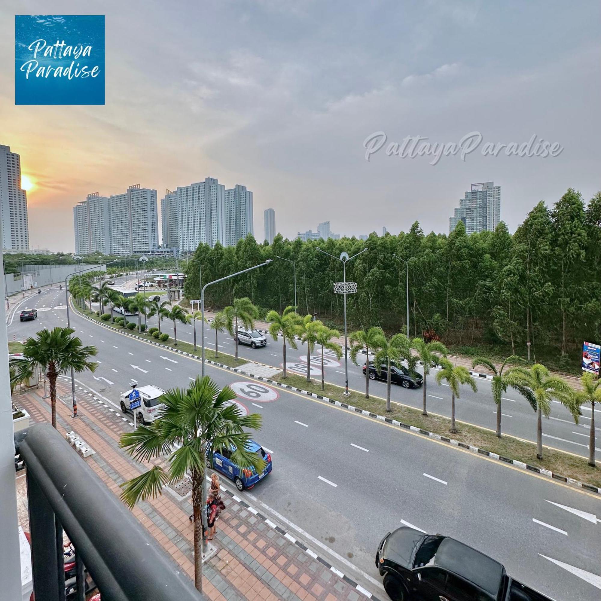 Espana Resort Jomtien Beach Pattaya 외부 사진